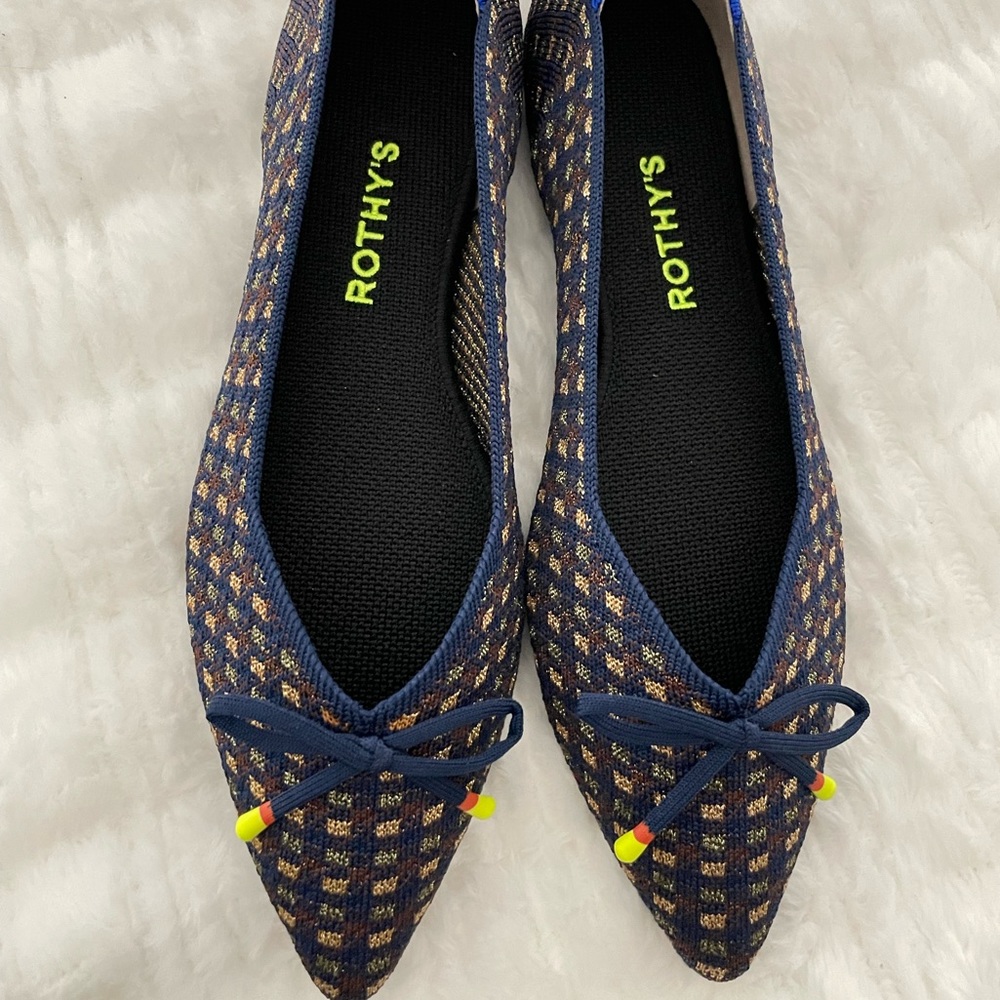 BRAND NEW Rothys Midnight Metallic Bow Points 8
